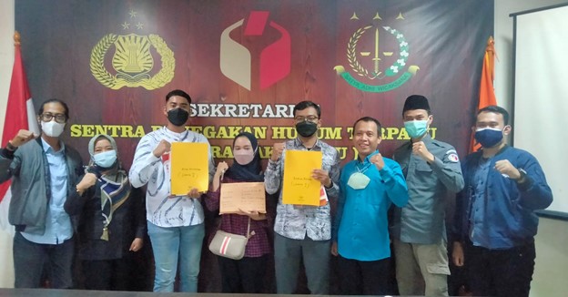 ADYTIA RAIDIPA DARI TANGERANG SELATAN RAIH JUARA 1 LOMBA PANTUN SEMARAK DEMOKRASI