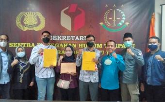 ADYTIA RAIDIPA DARI TANGERANG SELATAN RAIH JUARA 1 LOMBA PANTUN SEMARAK DEMOKRASI